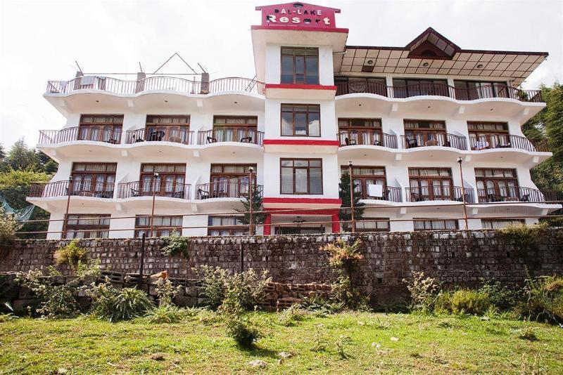 Oyo 28425 Dal Lake Resort Dharamshala Esterno foto
