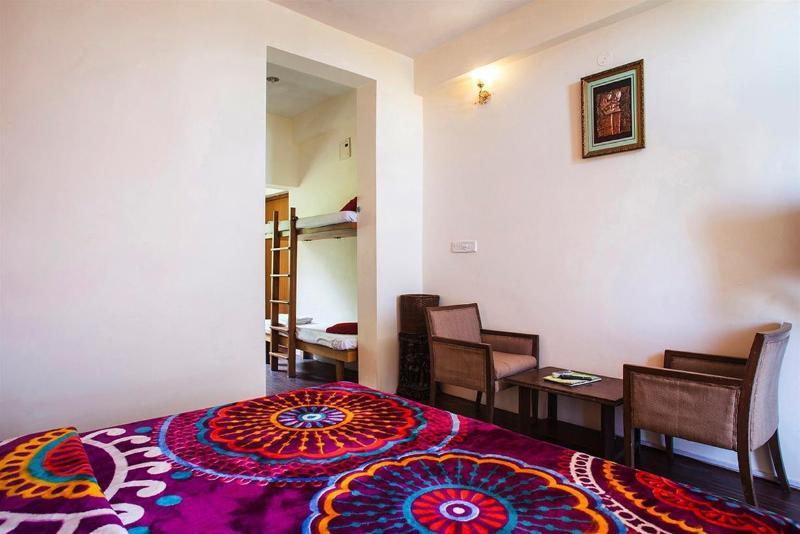 Oyo 28425 Dal Lake Resort Dharamshala Esterno foto