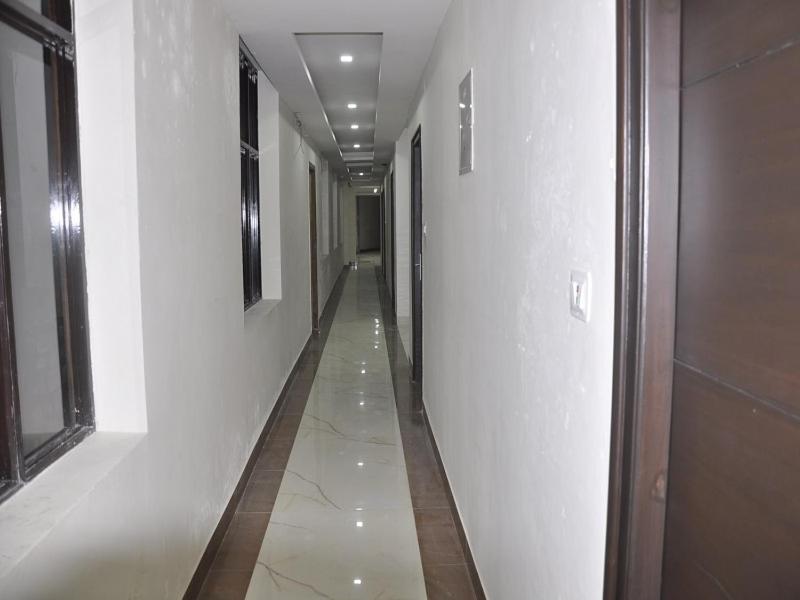 Oyo 28425 Dal Lake Resort Dharamshala Esterno foto